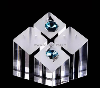 Custom wholesale acrylic ear studs display blocks JD-272