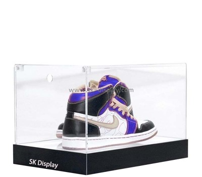 Wholesale custom acrylic dustproof sport shoe display box DBS-1316